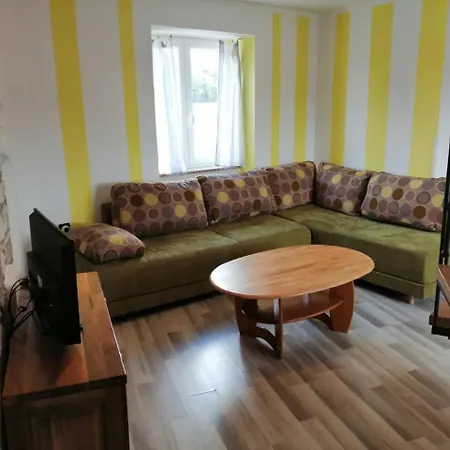 Isabel Apartment
